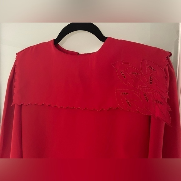 Vintage Size 12 Bib Style Red Blouse - Picture 2 of 5